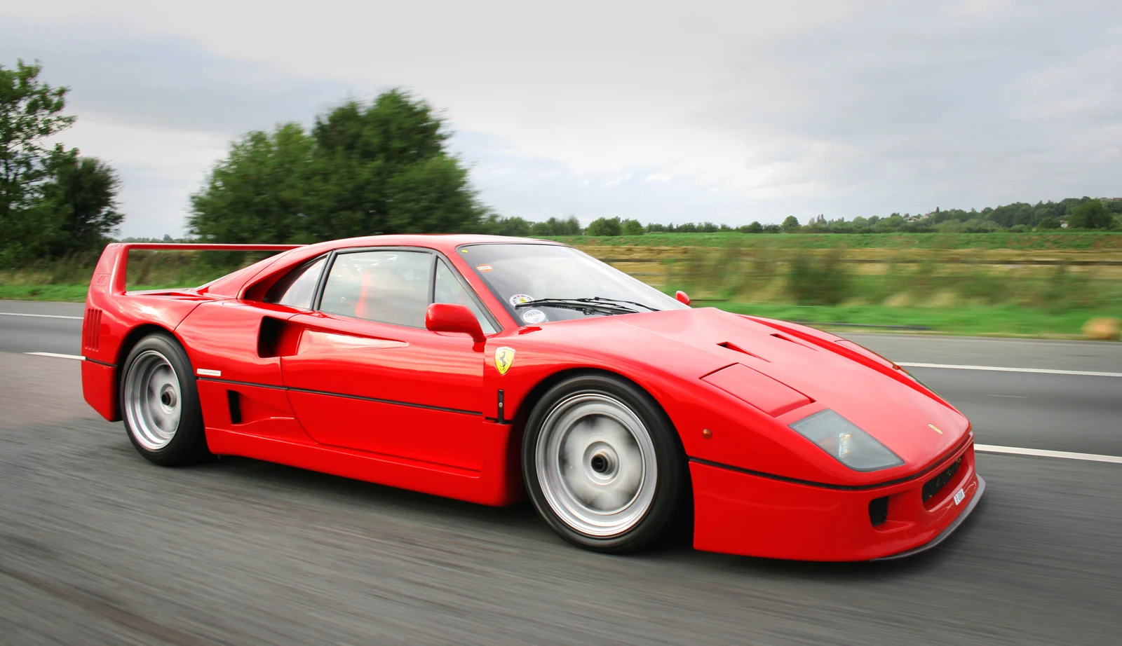Red Ferrari F40 on track