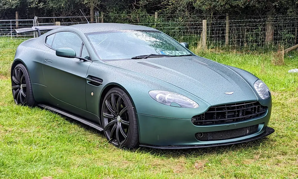 Aston Martin V8 Vantage