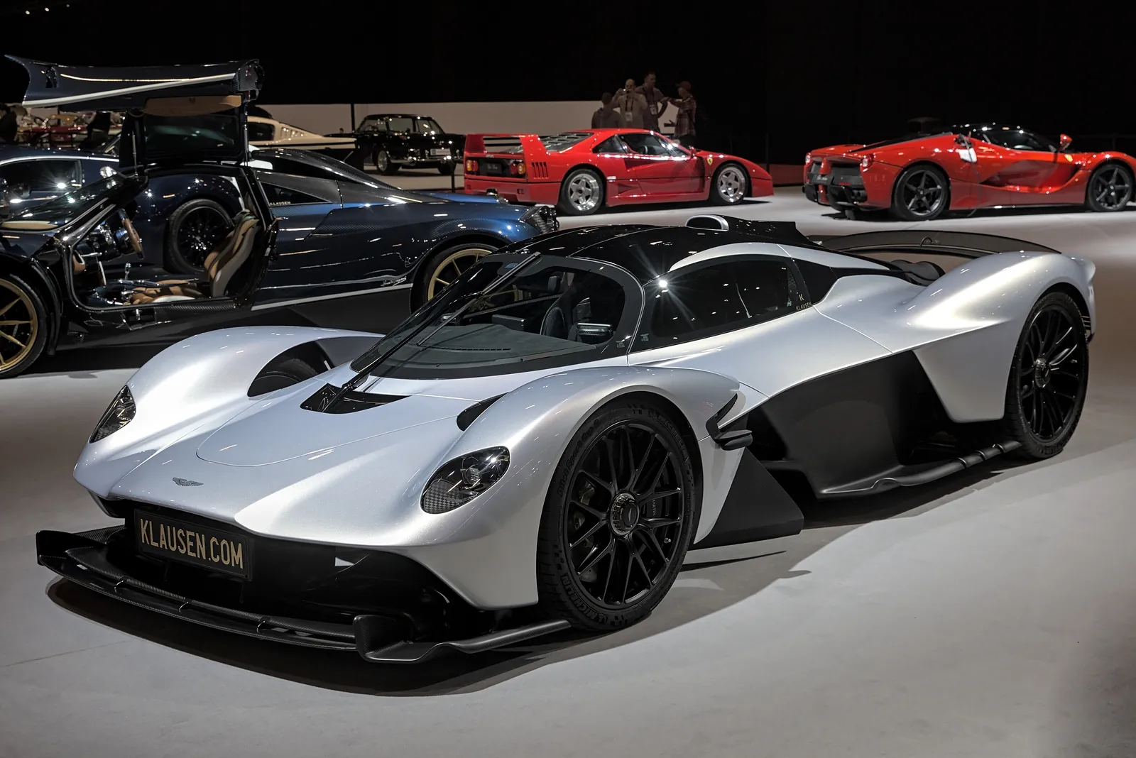 Aston Martin Valkyrie (2021-present), exterior photo