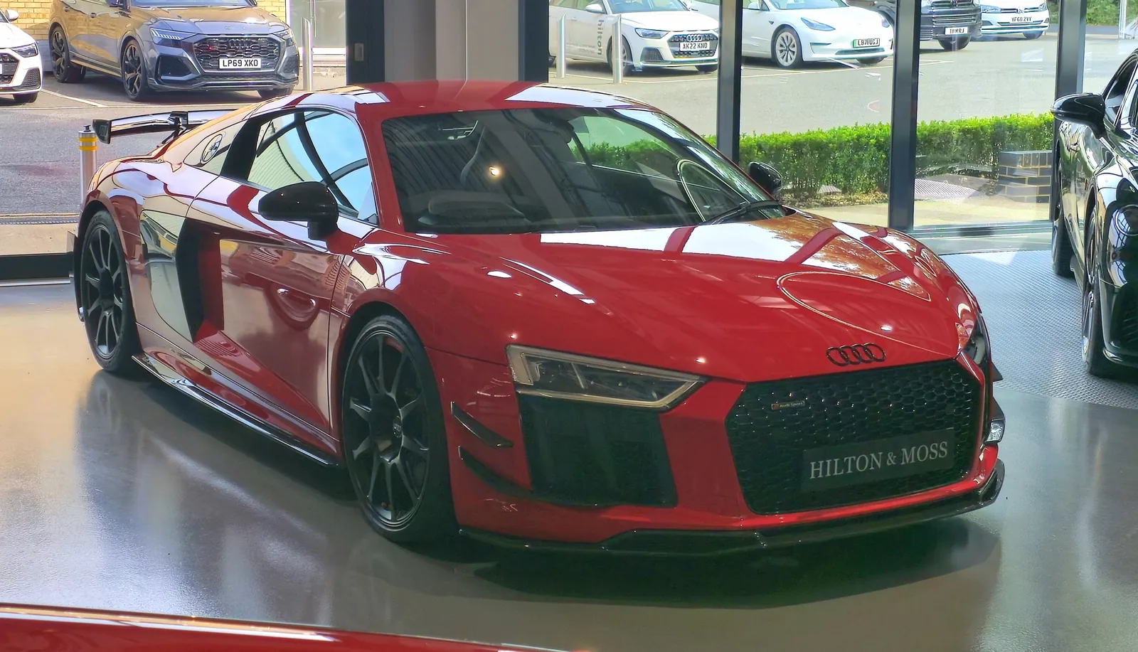 Audi R8 (second generation), exterior photo