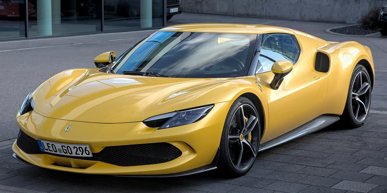 Ferrari 296 GTB (2022-present), exterior photo