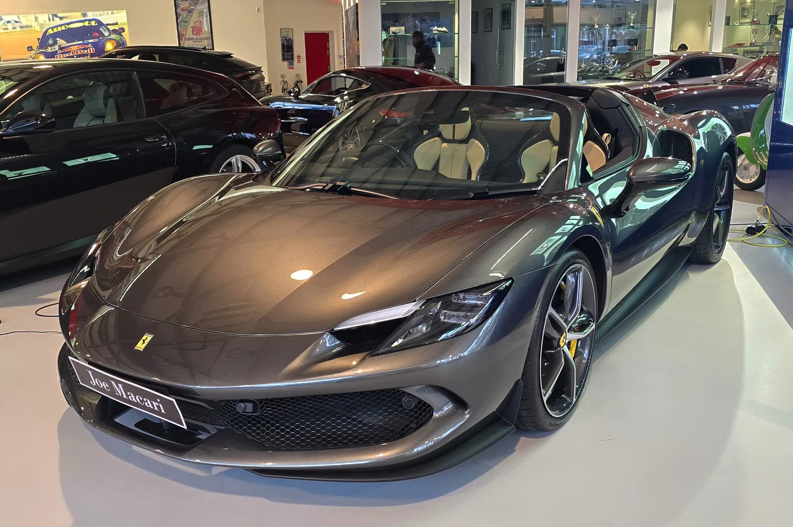 Ferrari 296 GTS (2023-2026), exterior photo