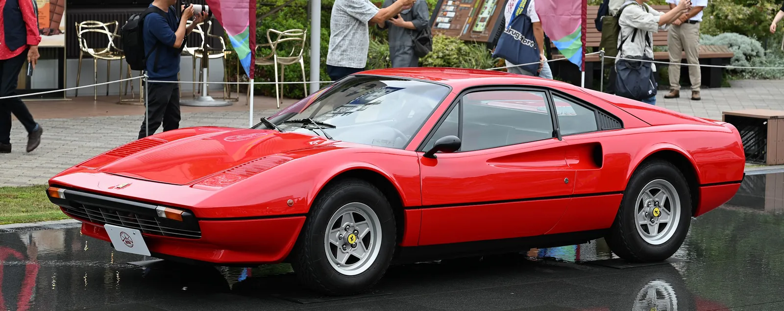 Ferrari 308 GTB/GTS (1975-1985), exterior photo