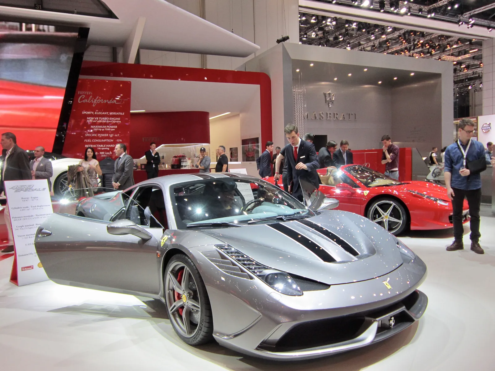Ferrari 458 Speciale A (2014-2015), exterior photo