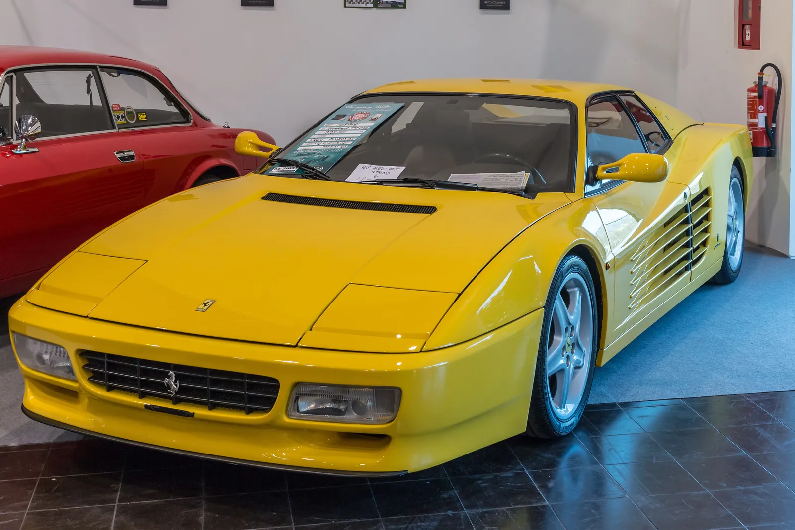 Ferrari 512 TR (1991-1994), exterior photo