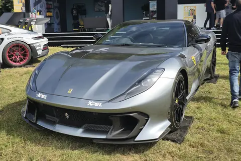 812 Competizione