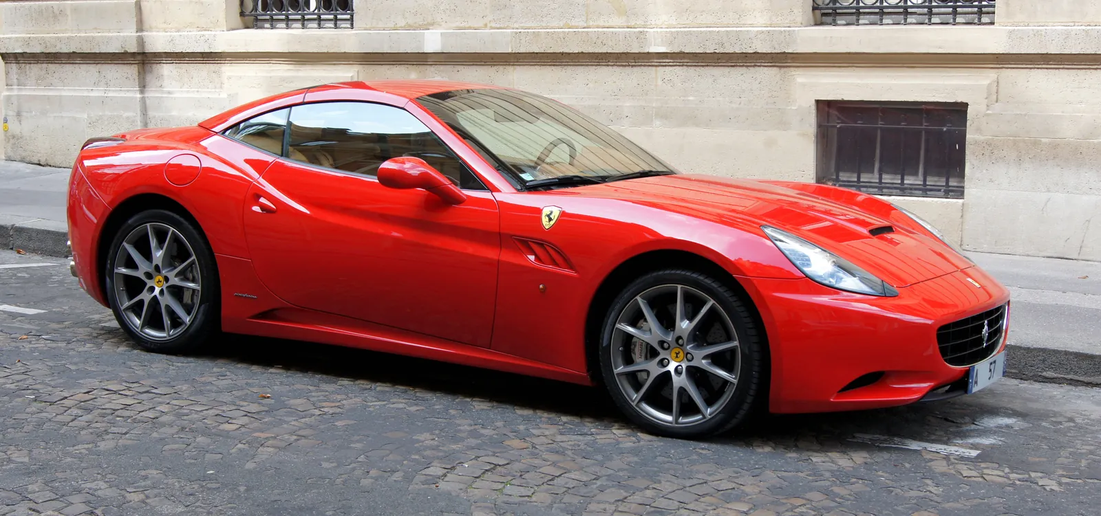 Ferrari California (2008-2017), exterior photo