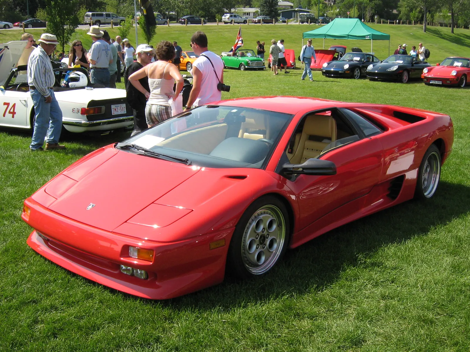 Lamborghini Diablo (1990-2001), exterior photo