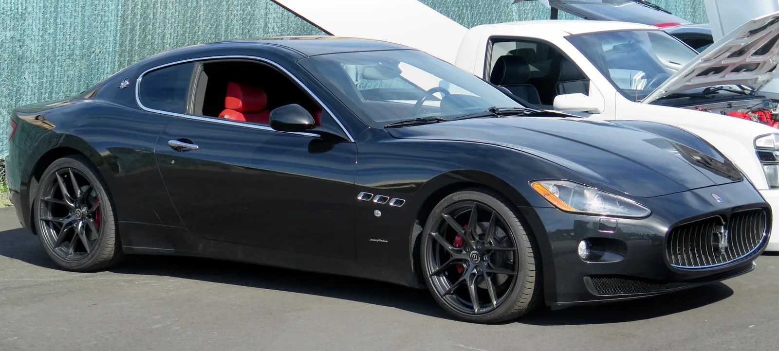 Nissan GT-R (R35) Black Edition, exterior photo