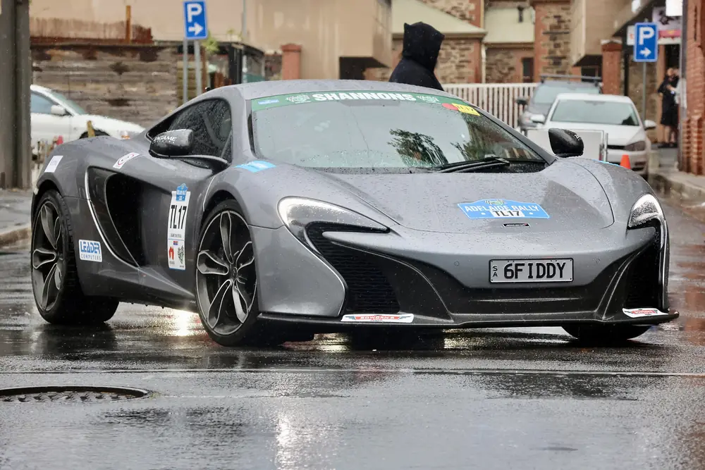 McLaren 650S