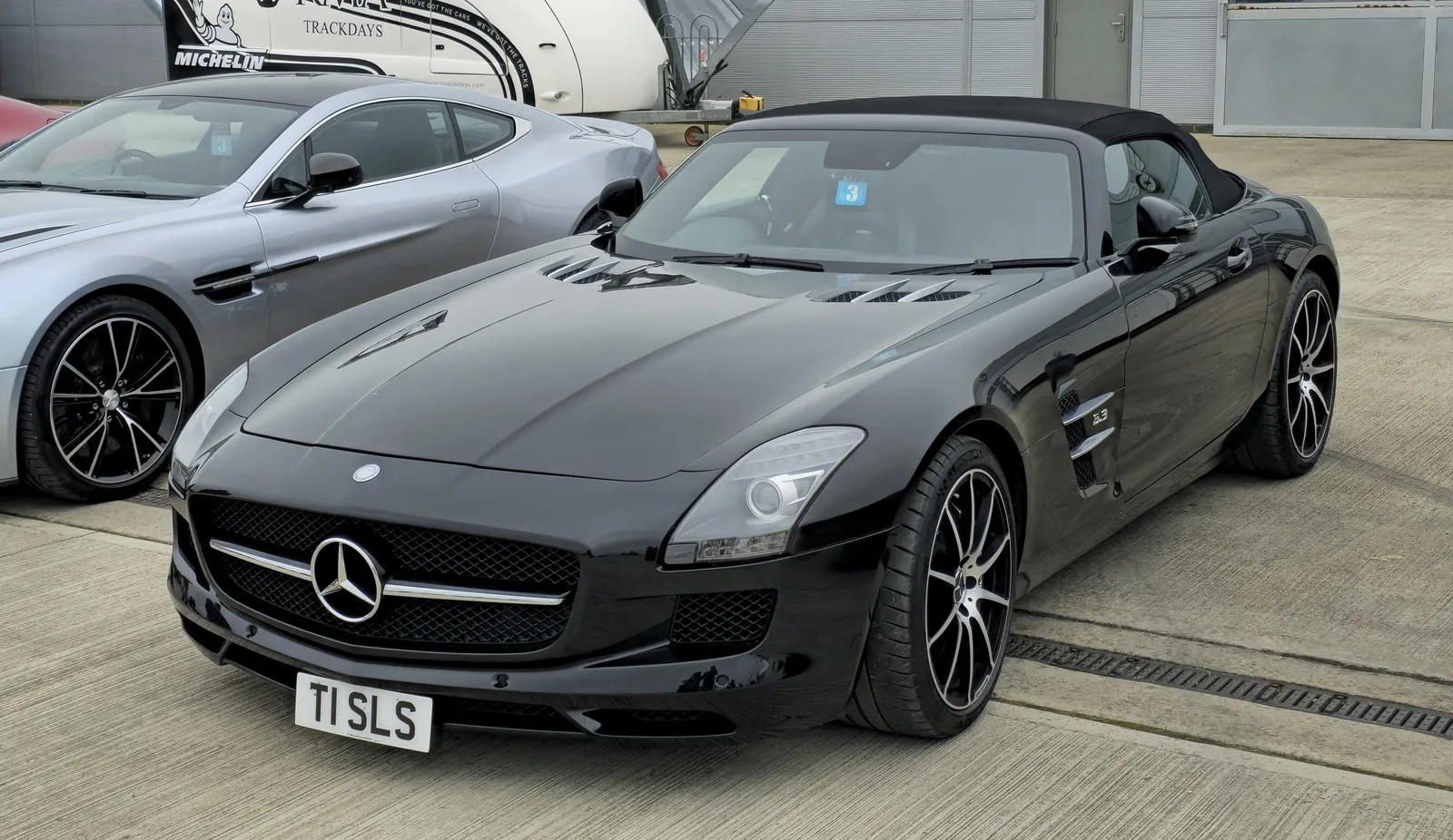 Mercedes-Benz SLS AMG Roadster, exterior photo