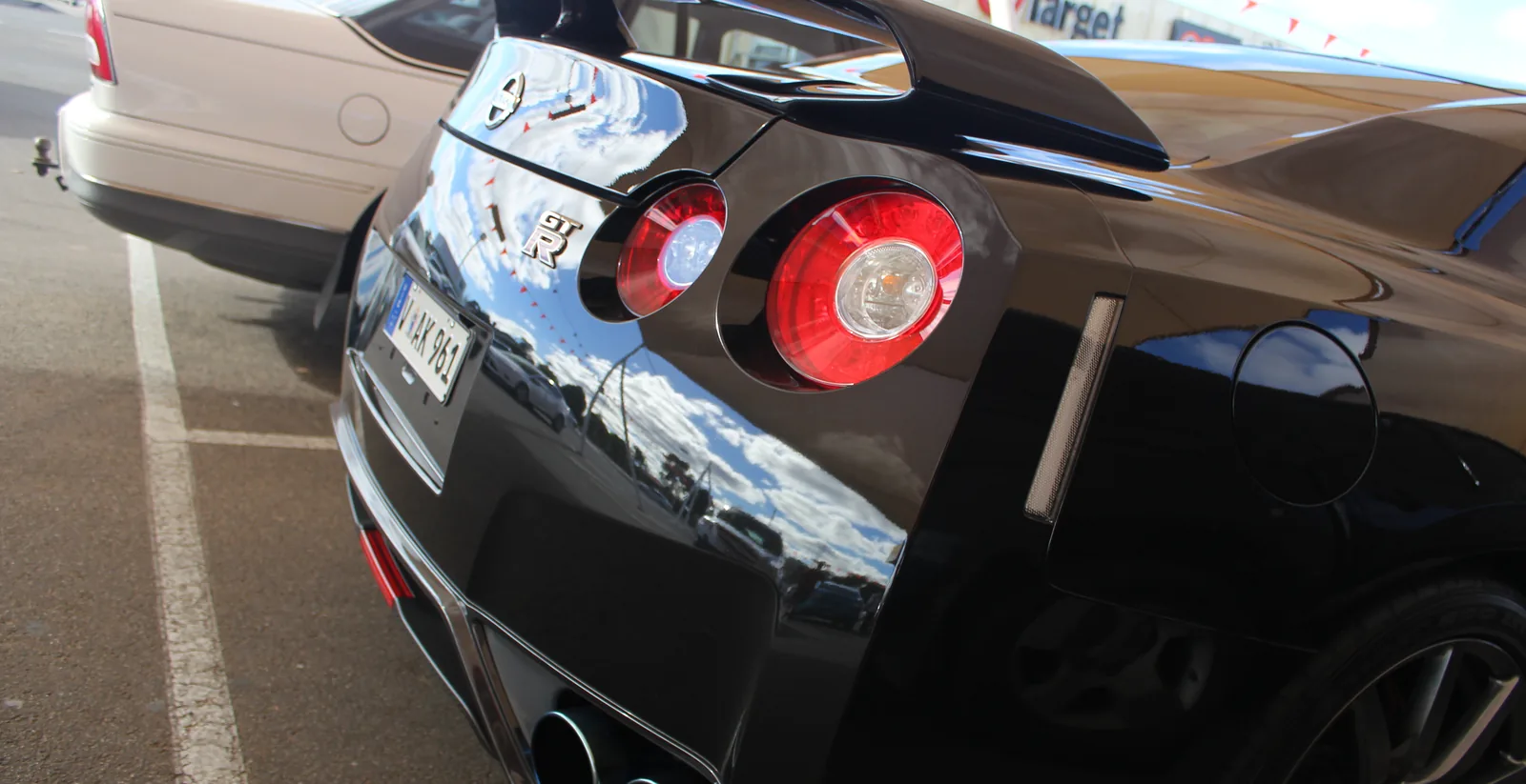 Nissan GT-R (R35) Black Edition, exterior photo