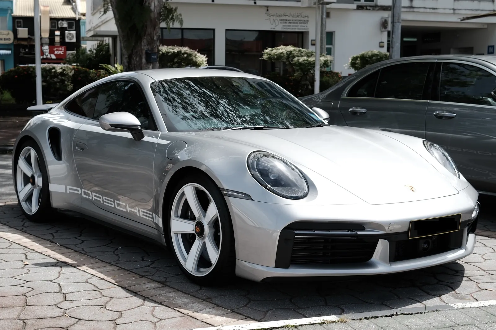 Porsche 992 Turbo (2020–), exterior photo